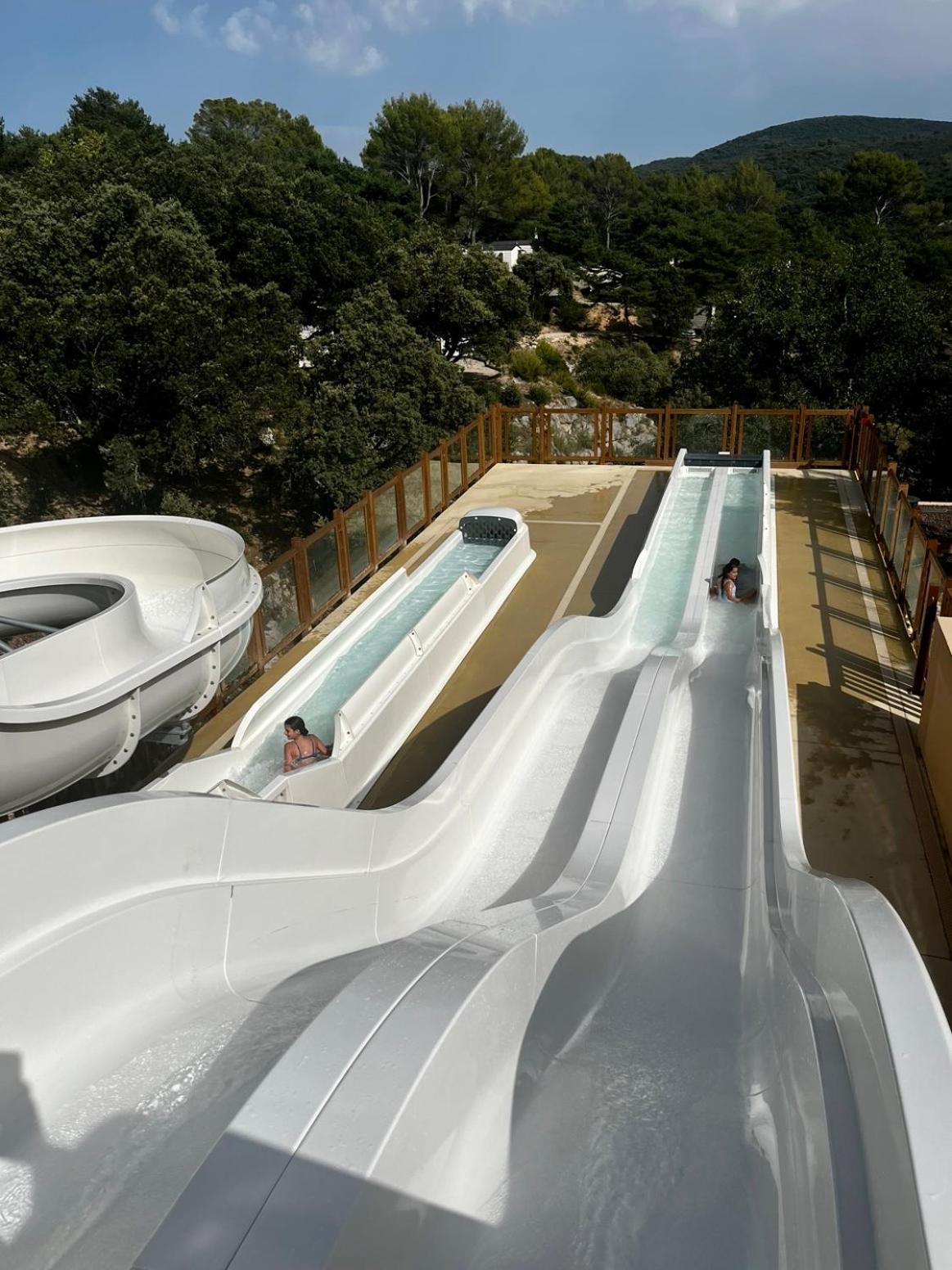 Mobil-Home Dans Camping 4* Saint-Laurent-du-Verdon Kültér fotó