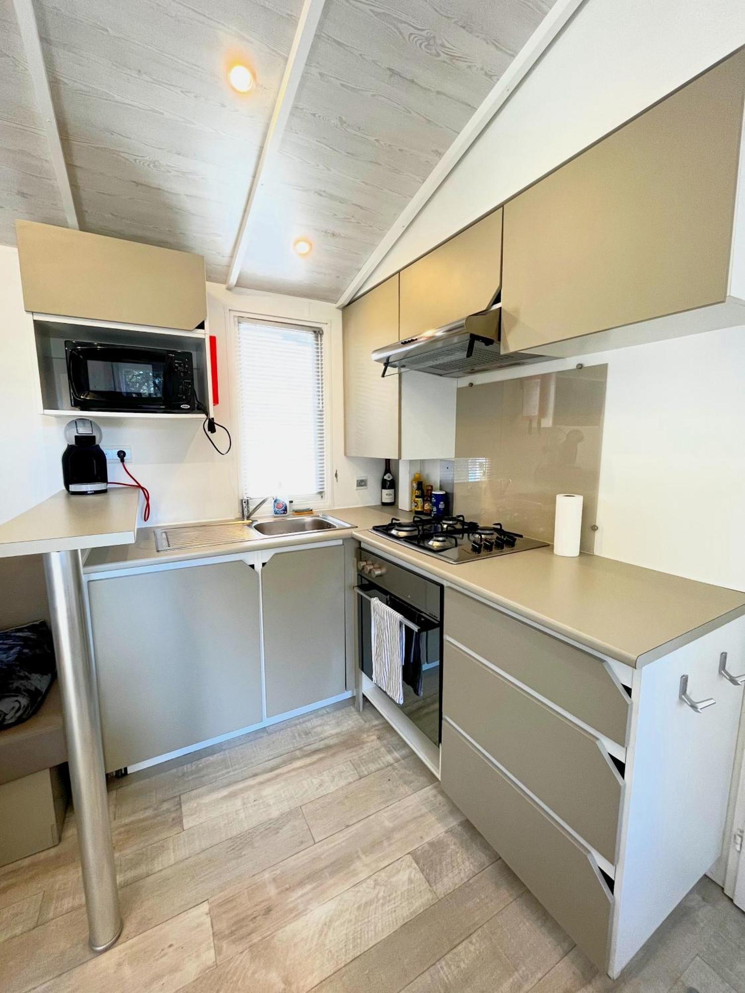 Mobil-Home Dans Camping 4* Saint-Laurent-du-Verdon Kültér fotó