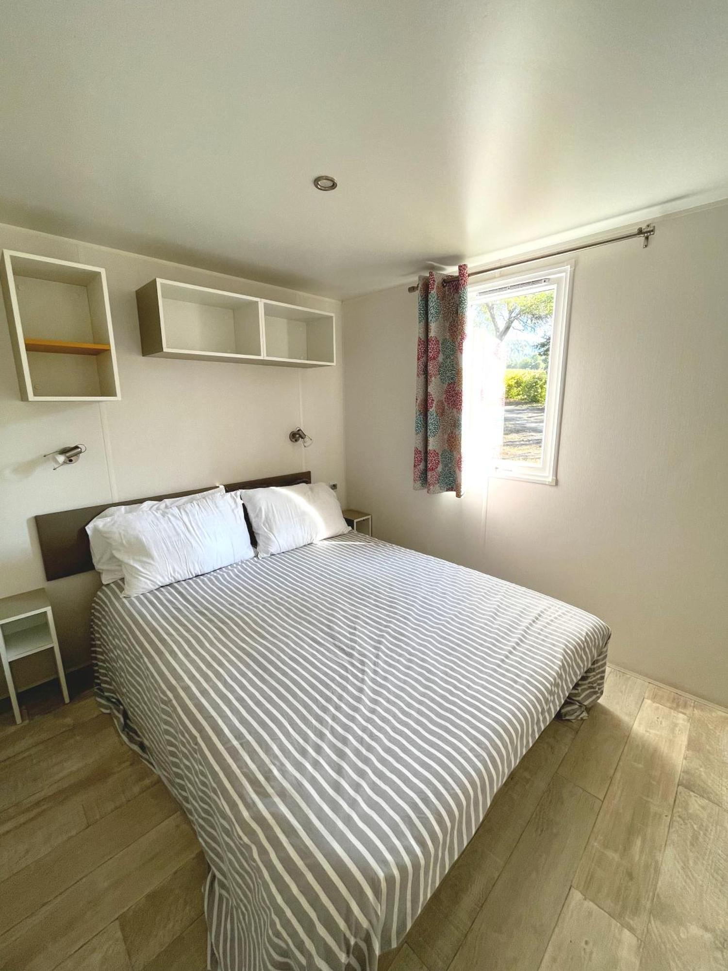 Mobil-Home Dans Camping 4* Saint-Laurent-du-Verdon Kültér fotó